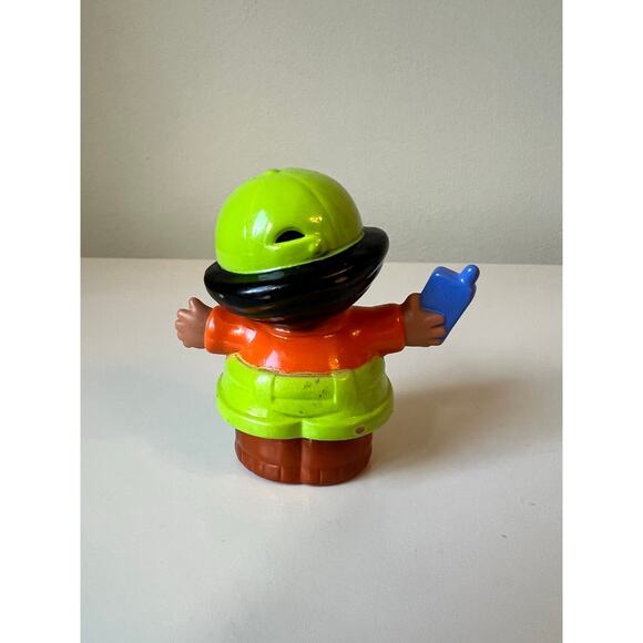 Fisher-Price Little People Work Together Dump Truck With Figure and Road Signs - Picture 8 of 9